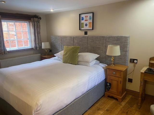Hotel Sebastians Oswestry Exteriér fotografie